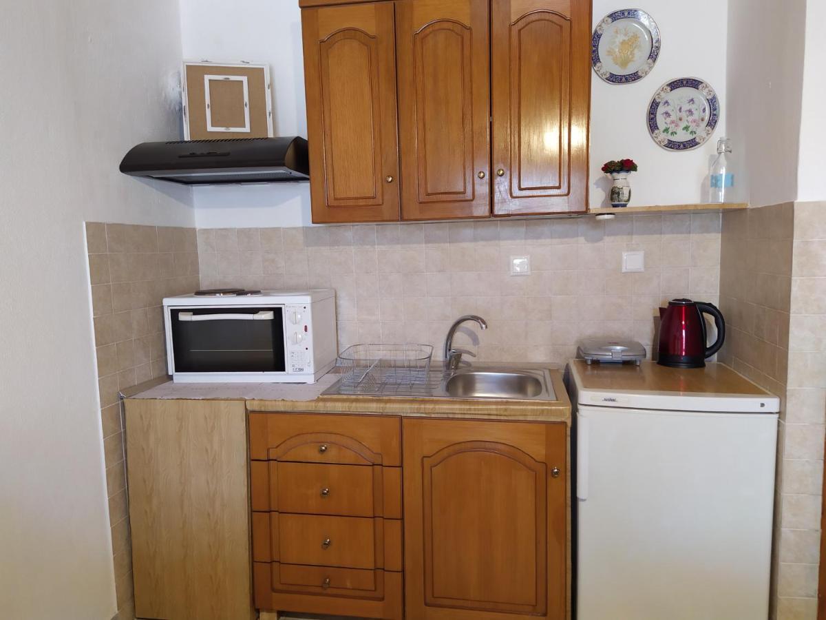Number One Apartment Asprokklisi Exterior foto