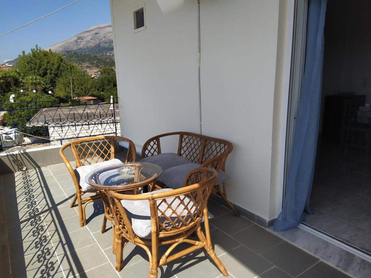 Number One Apartment Asprokklisi Exterior foto